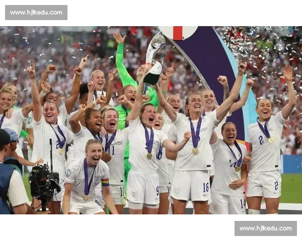 丹麦女足欧洲杯巡礼:哈德领衔的北欧利刃 丹麦女足欧洲杯巡礼:哈德领衔的北欧利刃